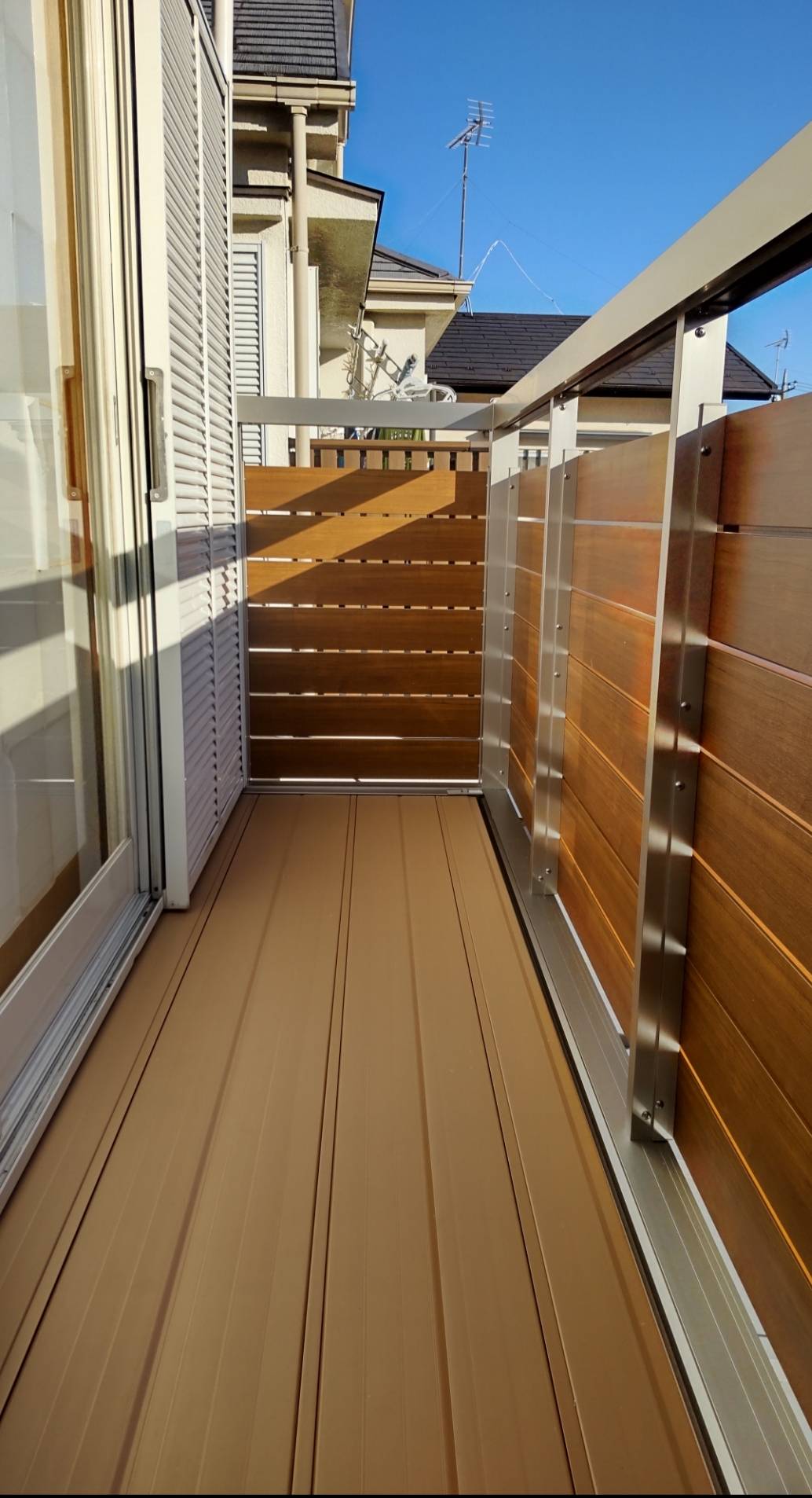 バルコニーとデッキ